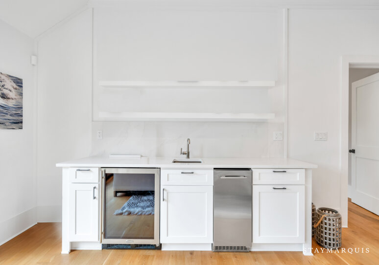 Upstairs Wet Bar