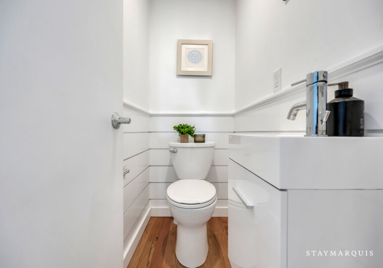 Powder room