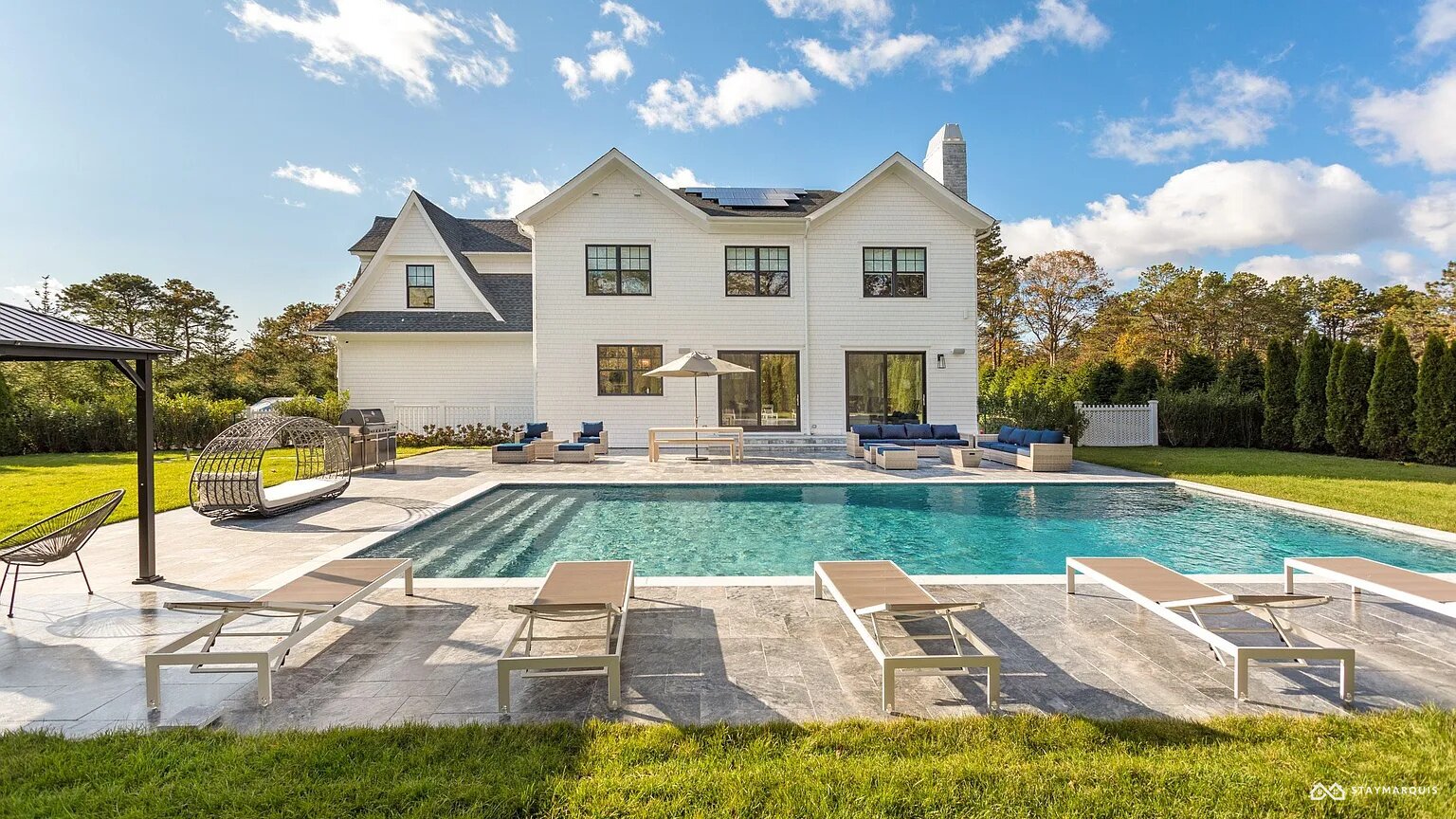 Cheviot Compound