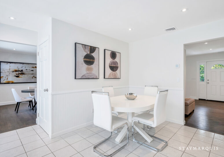 Breakfast Nook